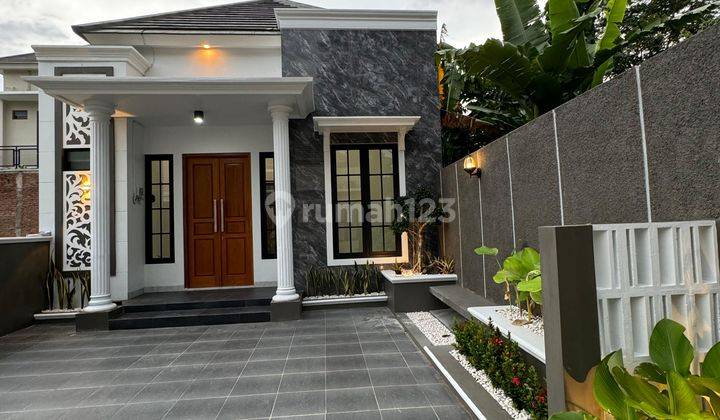 Rumah Minimalis Klasik Modern Dalam Minicluster 1