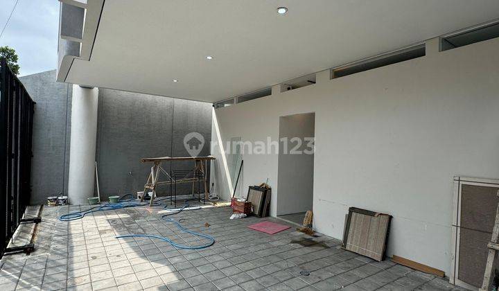 Kost Exclusive Mewah Minimalis Modern Dekat Uii  2