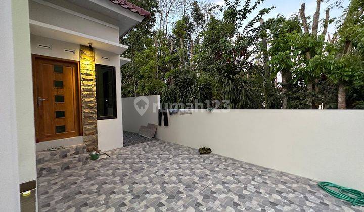 Rumah Minimalis Modern Dekat Uii  2