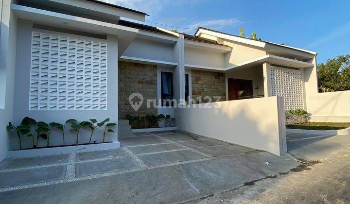 Rumah Minimalis Modern Dekat Upn  1