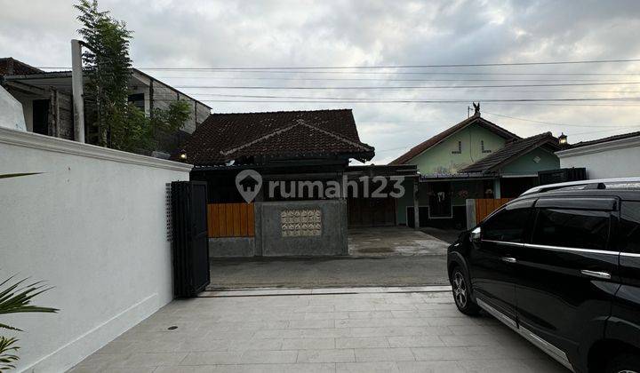 Rumah Mewah Minimalis Modern Dekat Uii  2