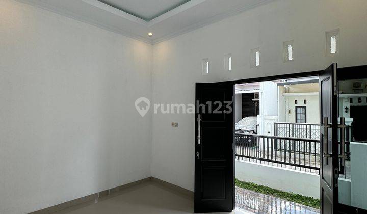 Rumah Cantik Minimalis Modern Dekat Uii  2