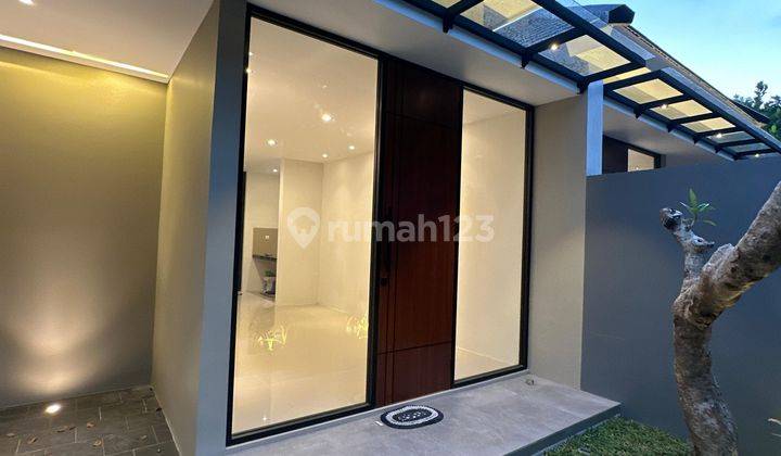 Rumah Mewah Minimalis Modern Dekat Candi Prambanan  2