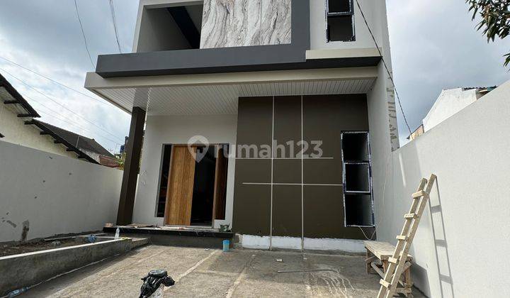 Rumah Mewah Minimalis Modern Dekat Ugm  1