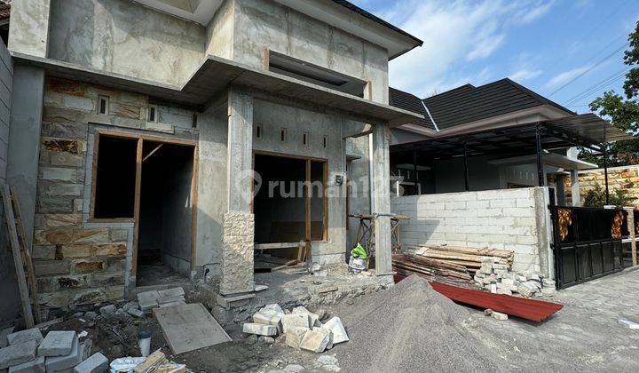 Rumah Mewah Minimalis Modern Dekat Uii  1