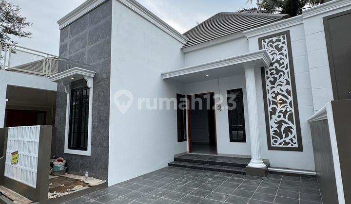 Rumah 1 Lantai Klasik Modern Lokasi Minicluster 2