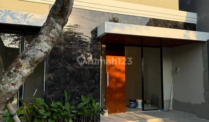 Rumah Mewah Minimalis Modern Dekat Uii  2