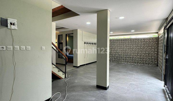 Kost Exclusive Mewah Minimalis Modern Dekat Uii  2