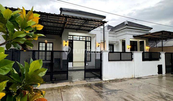 Rumah Klasik Modern 700 Jutaan Dekat Pasar Gentan 2