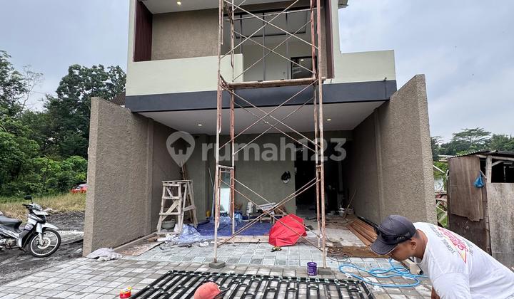 Kos Eksklusif Full Furnished Dekat Kampus Uii
