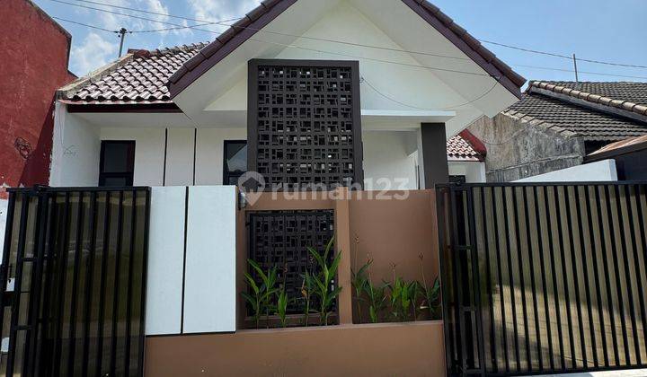 Rumah Mewah Minimalis Modern Dekat Uii  1