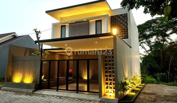 Rumah Mewah Minimalis Modern Dekat Uii  2