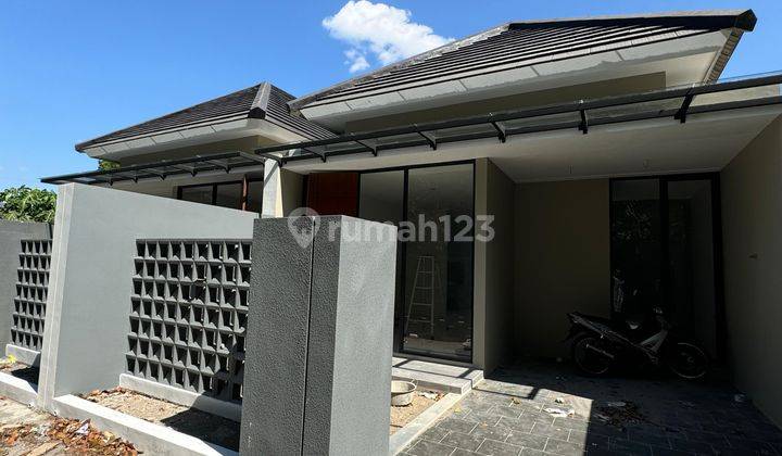 Rumah Mungil Cantik Dekat Rsud Prambanan  1