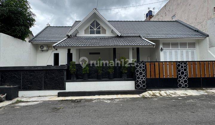 Rumah Retro Klasik Dalam Perumahan Jalan Kaliurang Km 13 1