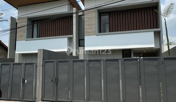 Rumah Mewah Minimalis Modern Dekat Uii  2