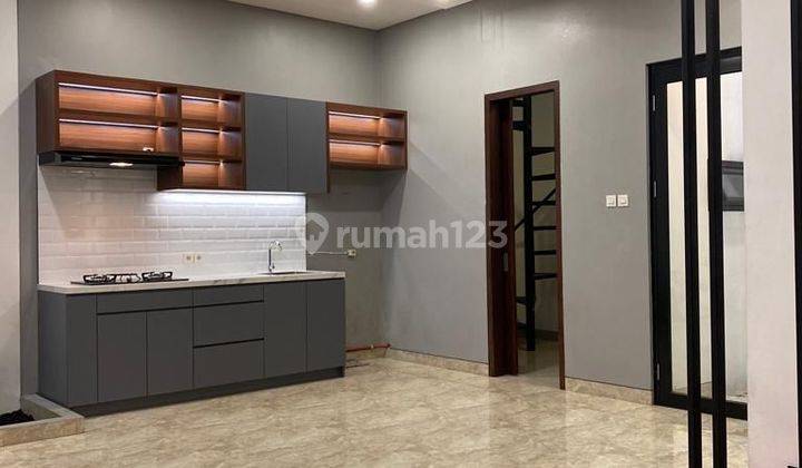 Rumah 3 Lantai Furnish Siap Huni di Bukit Serpong Mas Tangerang 2