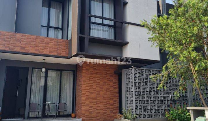 Rumah Cantik 2 Lantai Siap Huni Suvarna Sutera Cikupa Tangerang 1