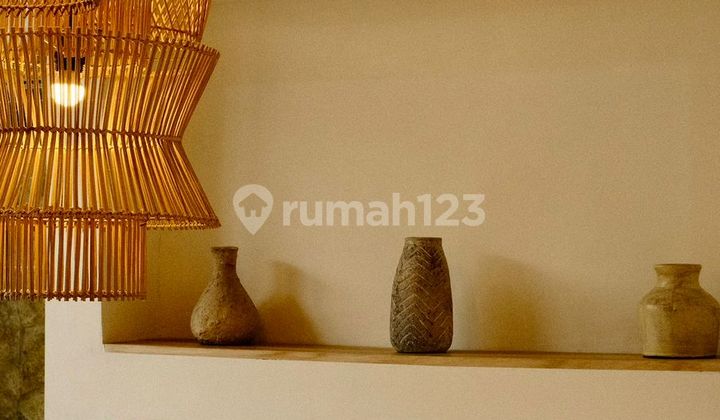 Elegan Villa For Sale