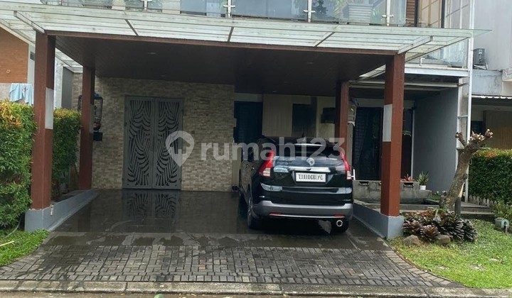 Furnished 5-Bedroom House Facing North in Eminent Bsd-No Cobroke