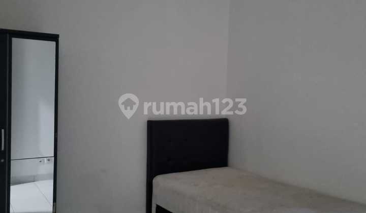 3 Bedroom House with 2 AC Units, Already Painted, at Icon BSD - No Cobroker. 2