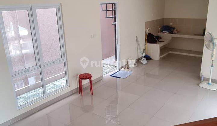 RUMAH 4 KT + 1 ADA KAMAR BAWAH CLUSTER ROSSINI GS-Khusus penyewa langsung 7