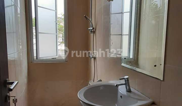 RUMAH 3 KAMAR ADA 3 AC CLUSTER AZURA VANYA PARK BSD-khusus penyewa langsung 2