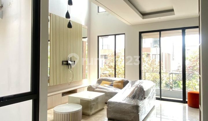 Furnished 4-Bedroom House with 2 Carports in Zora BSD - No Cobroke 1