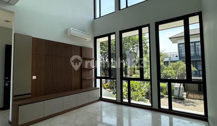 Hoek House 5 Bedrooms 6 Air Conditioners with Canopy in Lakewood BSD-No Cobroke Hoek House 5 Bedrooms 6 Air Conditioners with Canopy in Lakewood BSD-No Cobroke