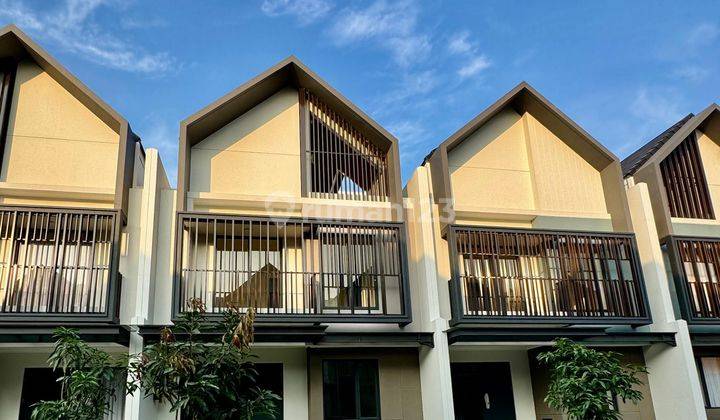 Rumah 3 Kamar 4 Ac Ada Attic Room Di Leonora  Gs-No Cobroke