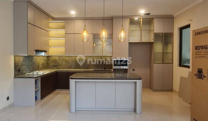 Rumah Mewah 4 Kamar, Kitchen Set Green Cove Bsd- No Cobroke 1