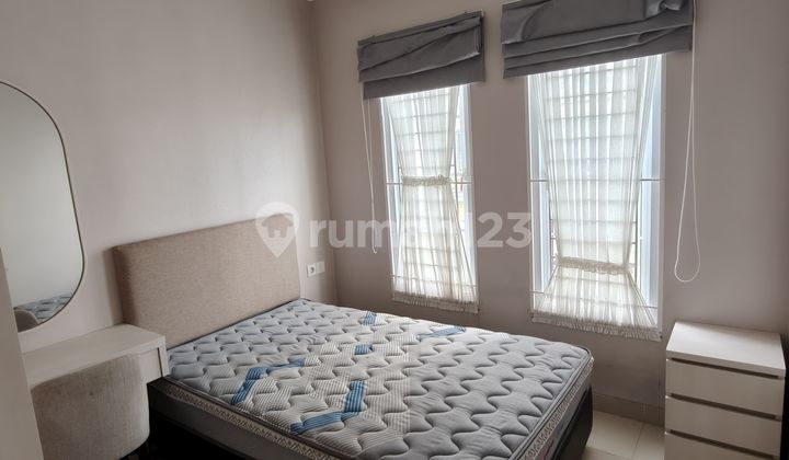 3-Story Furnished House with 3 Bedrooms in Montana Gading Serpong