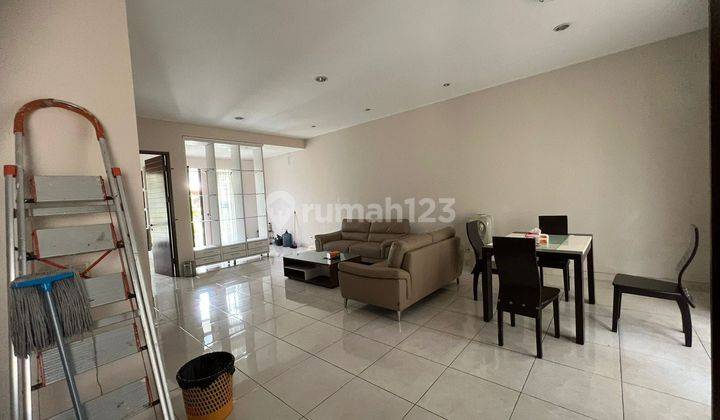 Rumah Furnished 2 Lantai 3 Kamar Di Foresta Bsd-No Cobroke 1