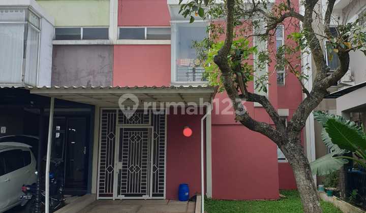 3 Bedroom House with 2 Air Conditioners and 2 Beds in Cosmo The Icon BSD - No Cobroke 1