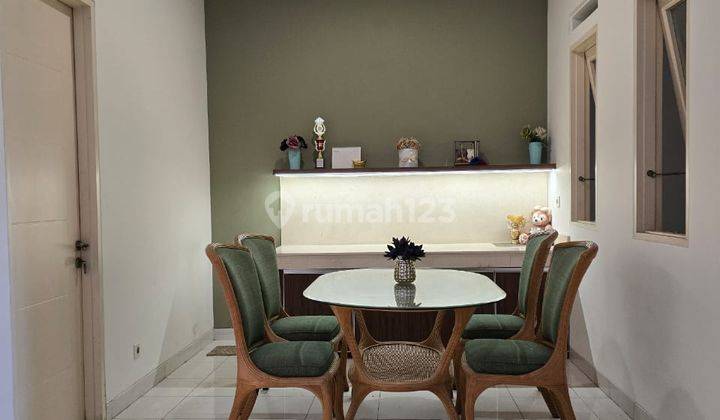 Rumah Semi Furnished 4 Kamar Darwin Gading Serpong-no Cobroke