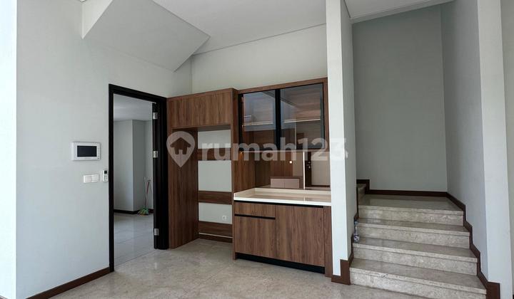 Hoek House 5 Bedrooms 6 Air Conditioners with Canopy in Lakewood BSD-No Cobroke Hoek House 5 Bedrooms 6 Air Conditioners with Canopy in Lakewood BSD-No Cobroke