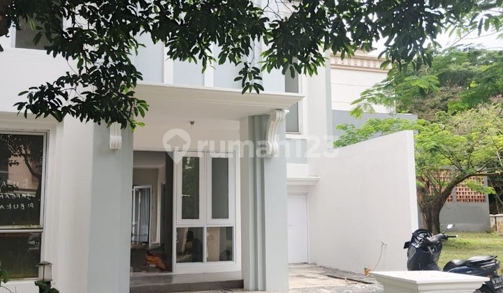 Good 4-Bedroom House Repainted in Forestabsd - No Co-brokerage Good 4-Bedroom House Repainted in Forestabsd - No Co-brokerage