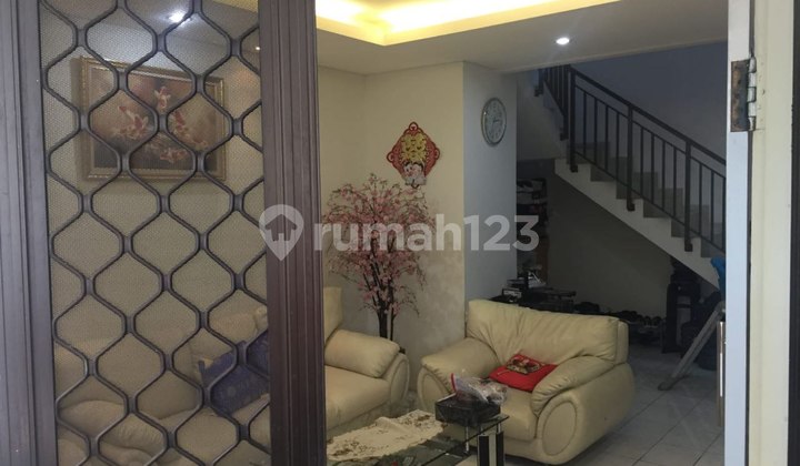 DIJUAL Rumah 2 lantai Komplek  Tanjung Duren Jakarta Barat 2
