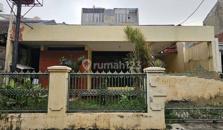 Rumah 1 lantai perlu renovasi area Gelong Baru Tomang Jakbar 1