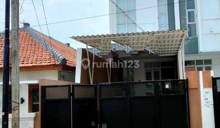 Rumah Cantik 2 Lantai Komplek Duri Kepa Jakbar 1