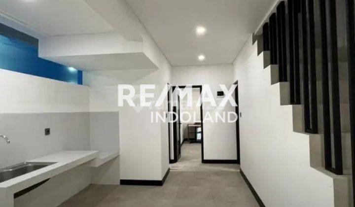 Rumah Baru 3,5 Lantai Pondok Indah, Jaksel 2