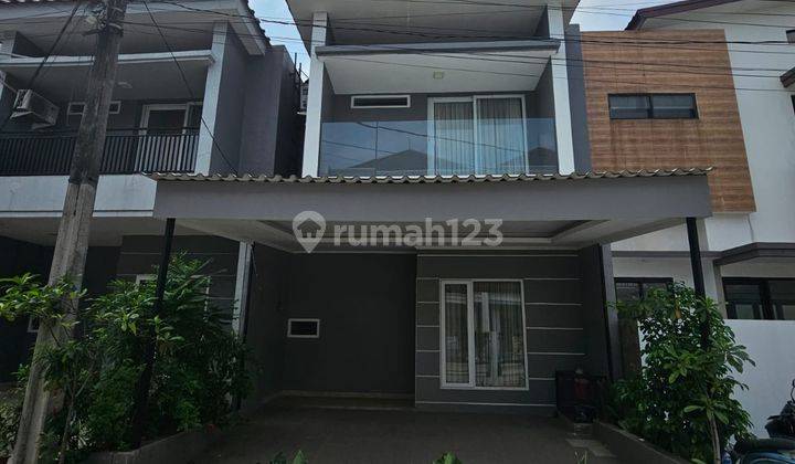 Rumah Cantik 2 Lantai Town House Meruya Jakarta Barat 1