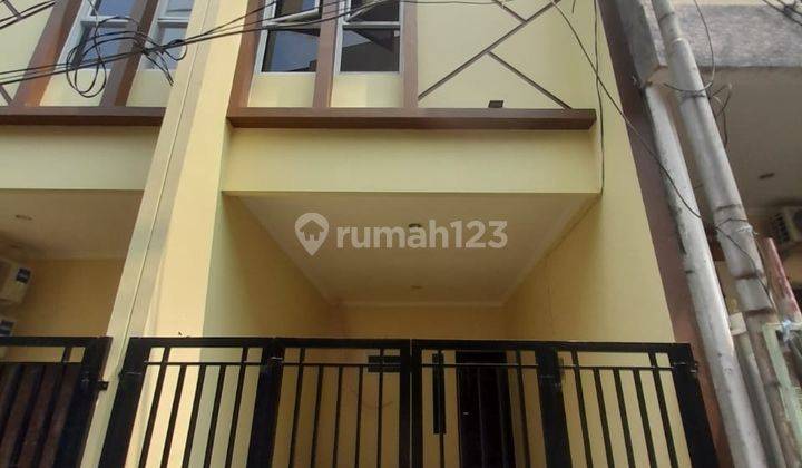 Rumah Baru 3 Lantai Tanjung Duren Jakbar 1