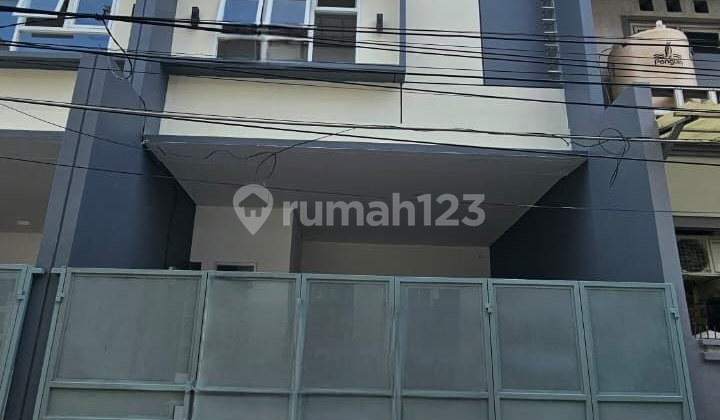 Dijual Rumah Baru 3 Lantai di Tanjung Duren Jakarta Barat