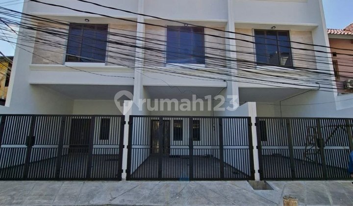 New 3-Story House for Sale in Tanjung Duren, West Jakarta