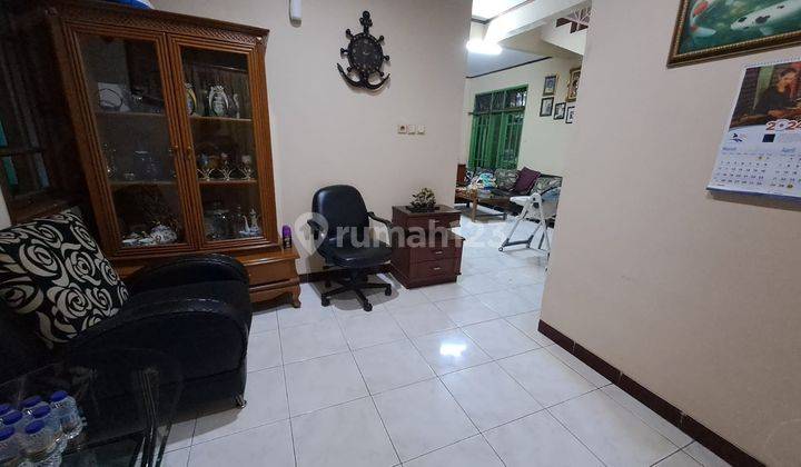 DIJUAL Rumah 2 Lantai Kebon Jeruk Dekat Studio RCTI Jakarta Barat 2