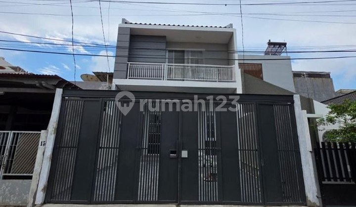 Dijual Rumah 2 Lantai Siap Huni Komplek Sunrise Garden, Jakarta Barat