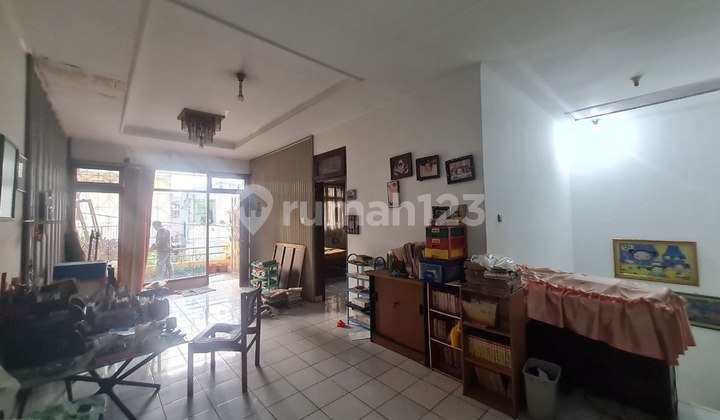 For Sale Below Market Price House in Sunrise Garden Complex, West Jakarta 2