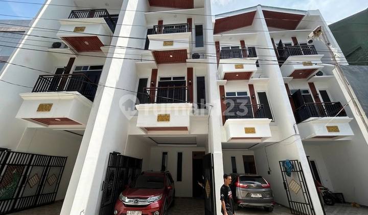 New 3-Story House in Duri Kepa, West Jakarta