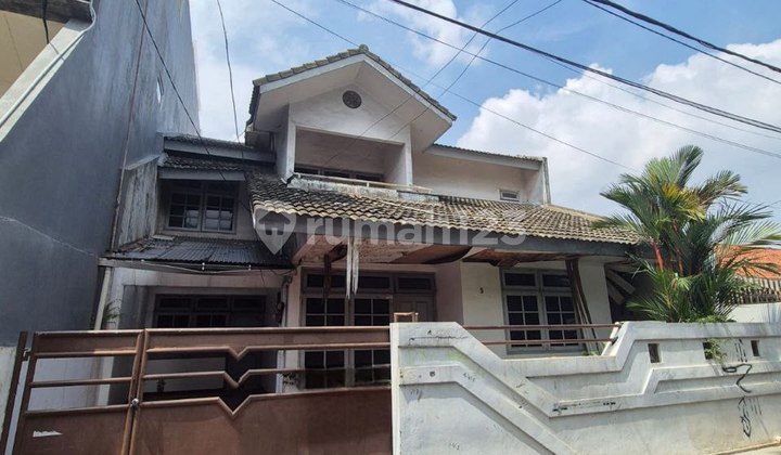 Dijual rumah tua perlu bangun ulang di bawah NJOP area Cideng Jakarta Pusat