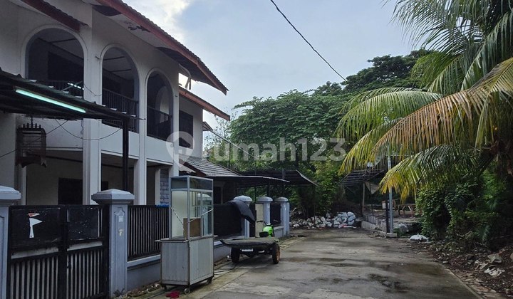 Dijual Cepat Rumah Cul-De-Sac River View di Kembangan Utara, Jakarta Barat - Harga di Bawah NJOP